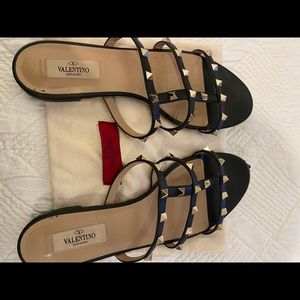 Valentino Rockstud Slides